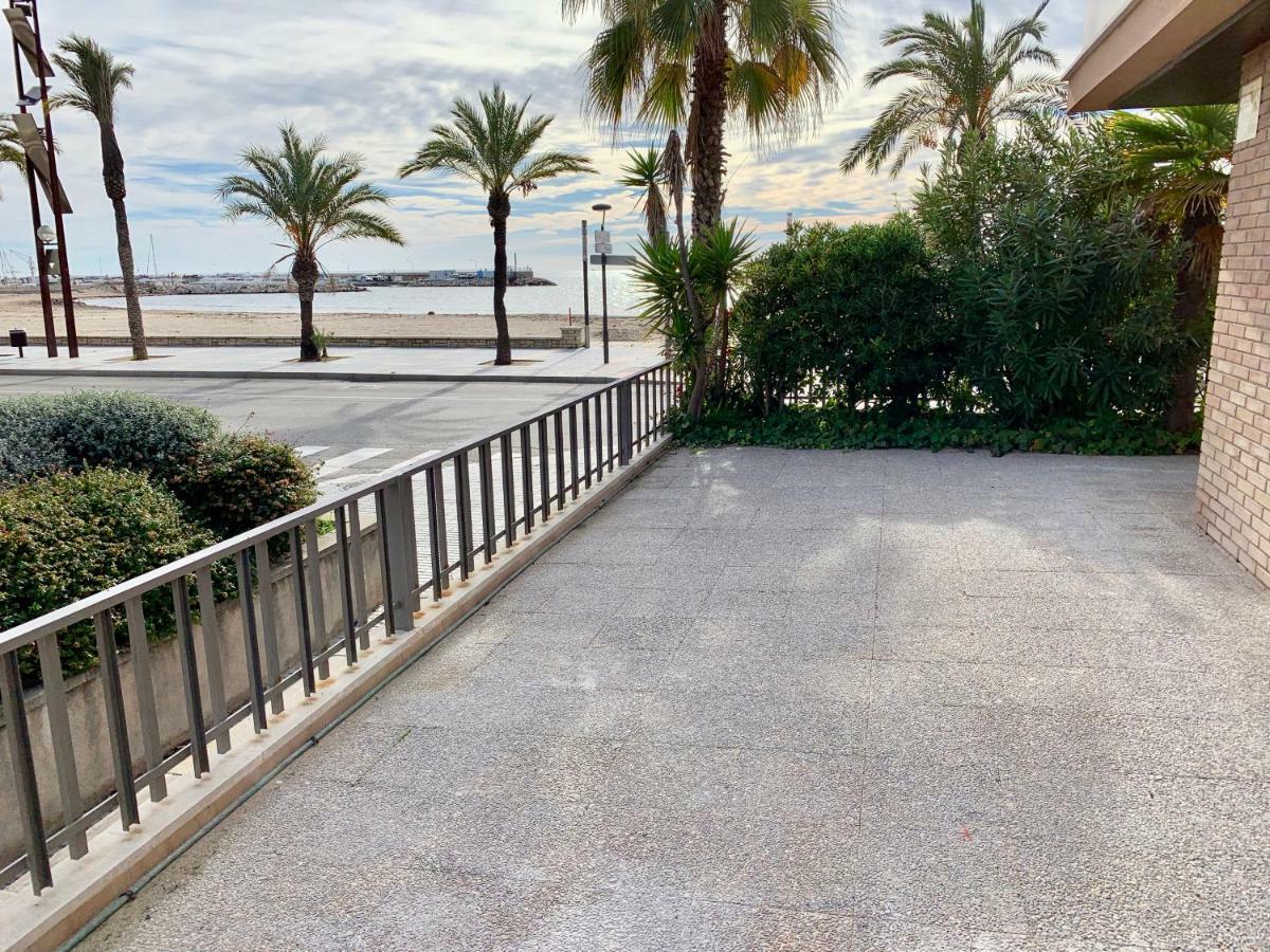Apartamento - Wifi Free - Frente Al Mar ซาลอว์ ภายนอก รูปภาพ